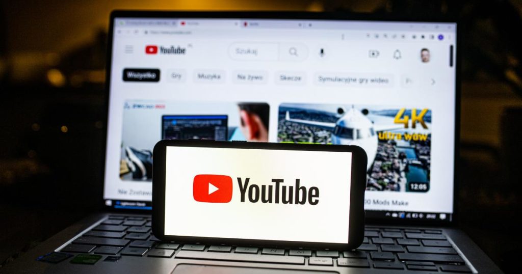 YouTube tests AI-generated video summaries